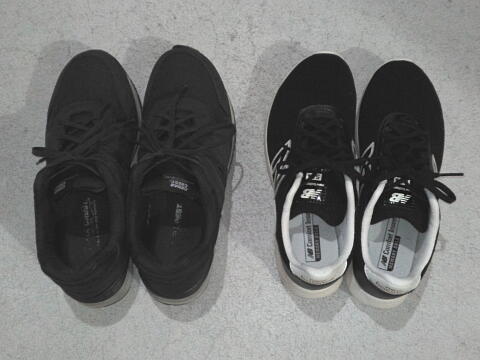 幅が広い靴と新しく買った靴の比較写真(その1)